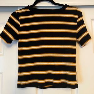 Stripped Fitted Crop Top